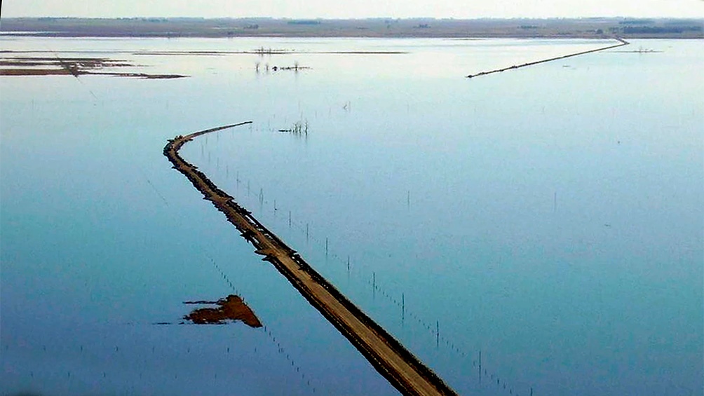 En 2017 la estabilidad de las vías se vio comprometida por una crecida extraordinaria de la laguna.