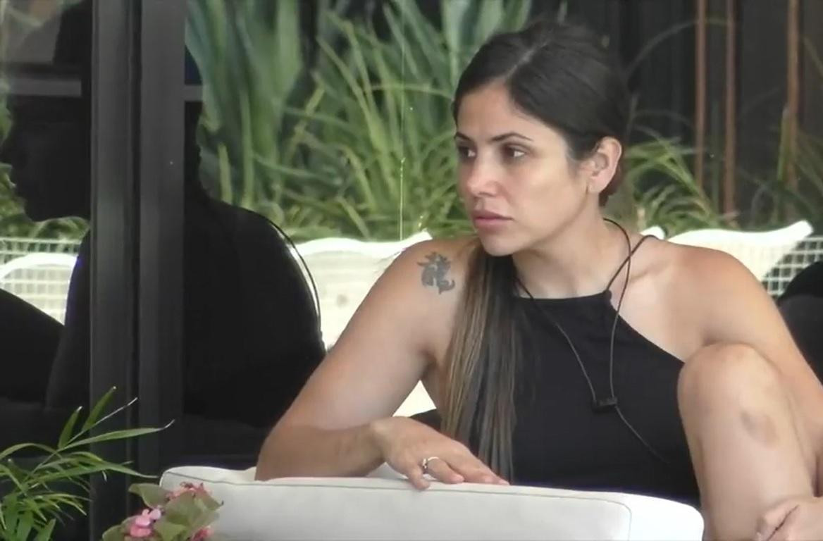 Romina Uhrig enojada. Foto: Captura Gran Hermano.