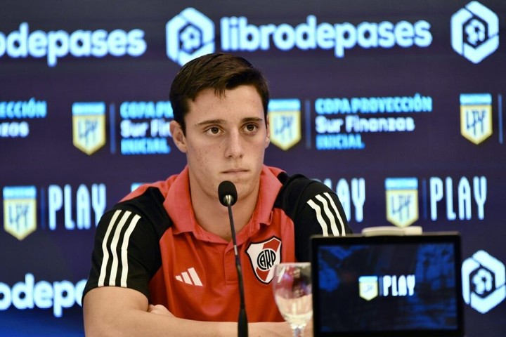 Santiago Beltrán en la conferencia de prensa previa al superclásico de Reserva. Foto: Liga Profesional.